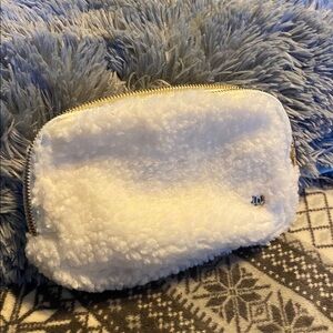 Wantable Sherpa belt bag